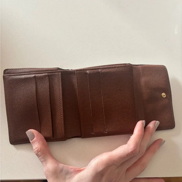 Louis Vuitton Monogram Elise Trifold Wallet in Brown and Gold - Picture 4 of 9